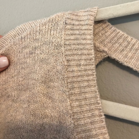 Open Back Sweater - Picture 4 of 5